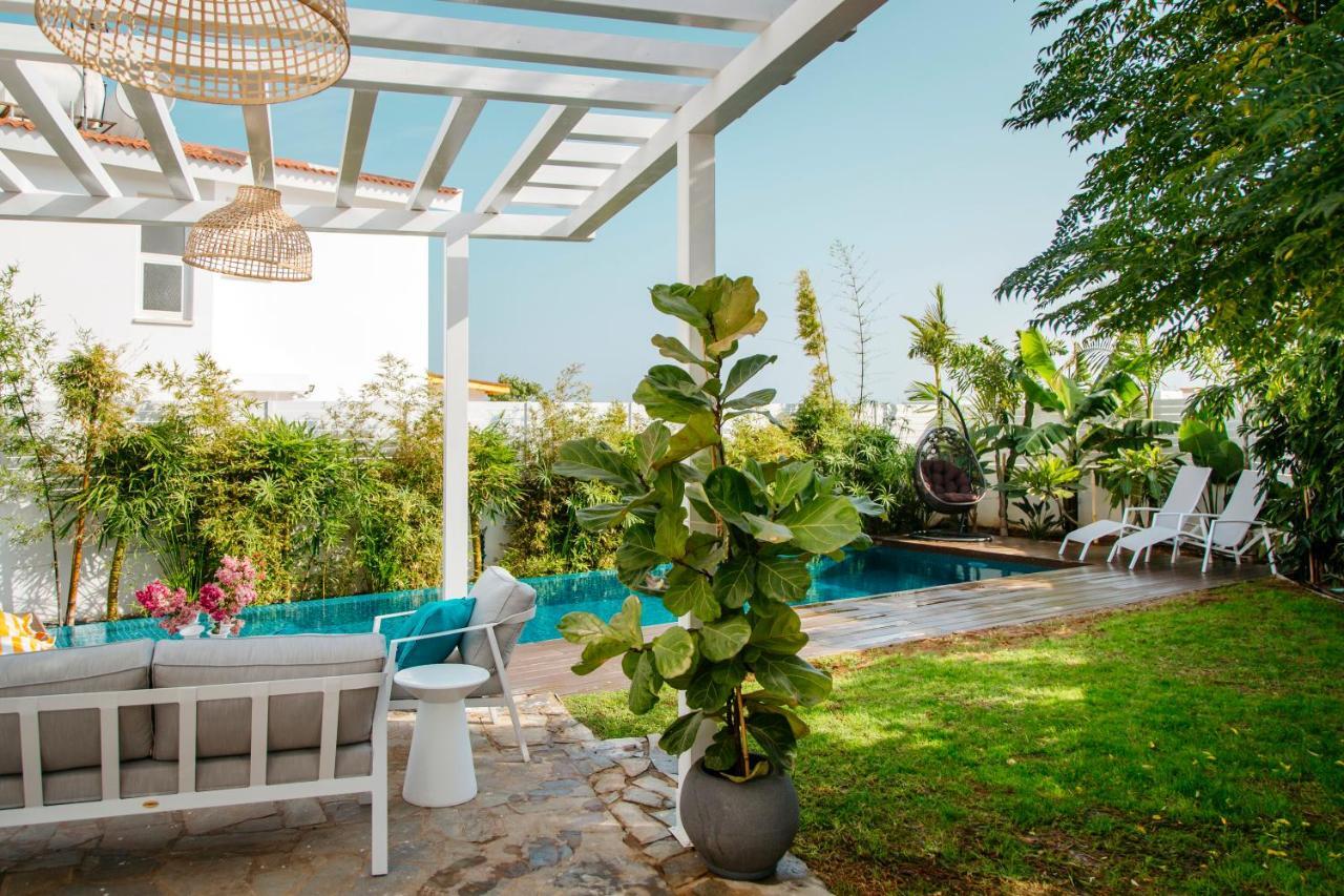 Island Home Seaside Villa باراليمني المظهر الخارجي الصورة