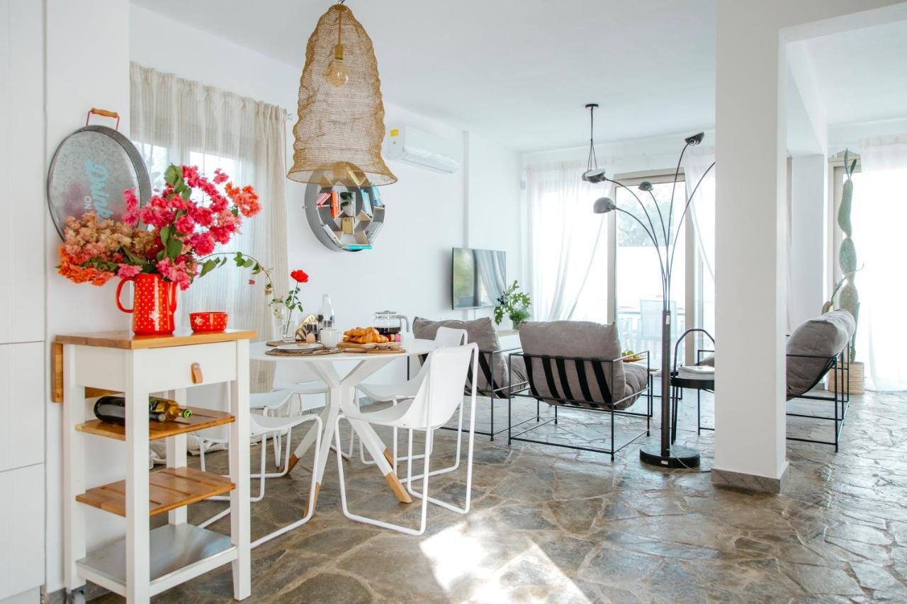 Island Home Seaside Villa باراليمني المظهر الخارجي الصورة